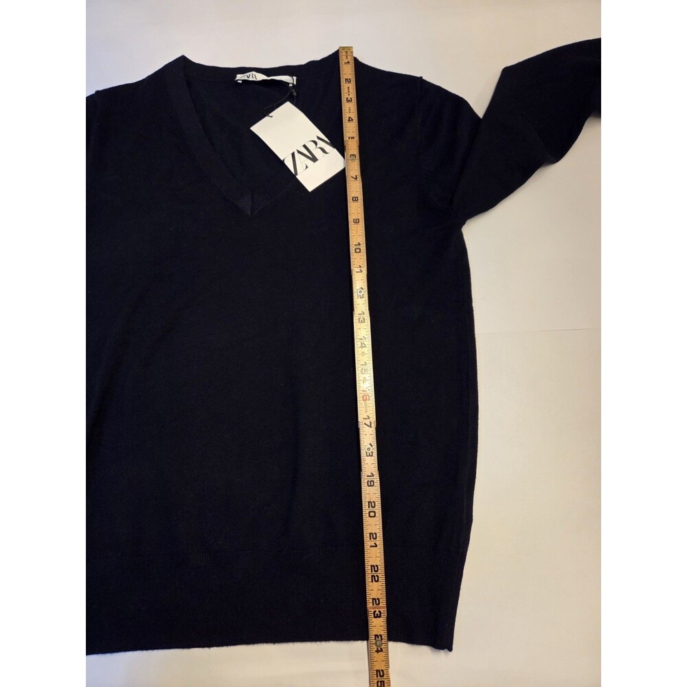 ZARA Black V-Neck Knit Sweater Women’s Size Large NWT Lightweight Minimalist - Picture 7 of 8